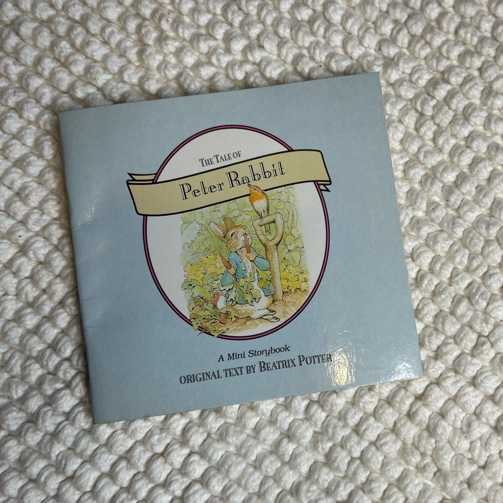 Vintage The Tale of Peter Rabbit Mini Storybook